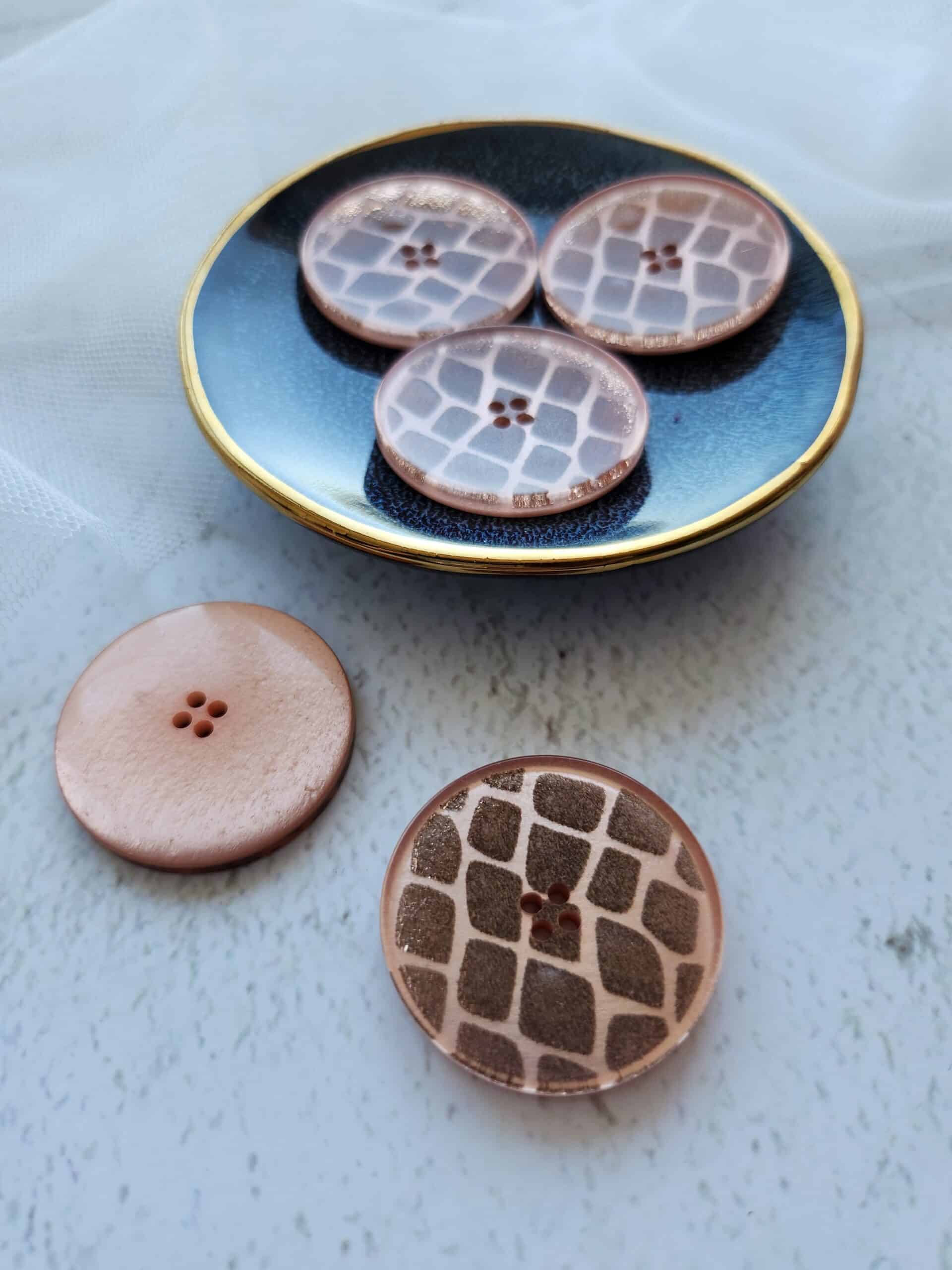 Discover the power of buttons: small details, big impact! - ReStyle Studio
